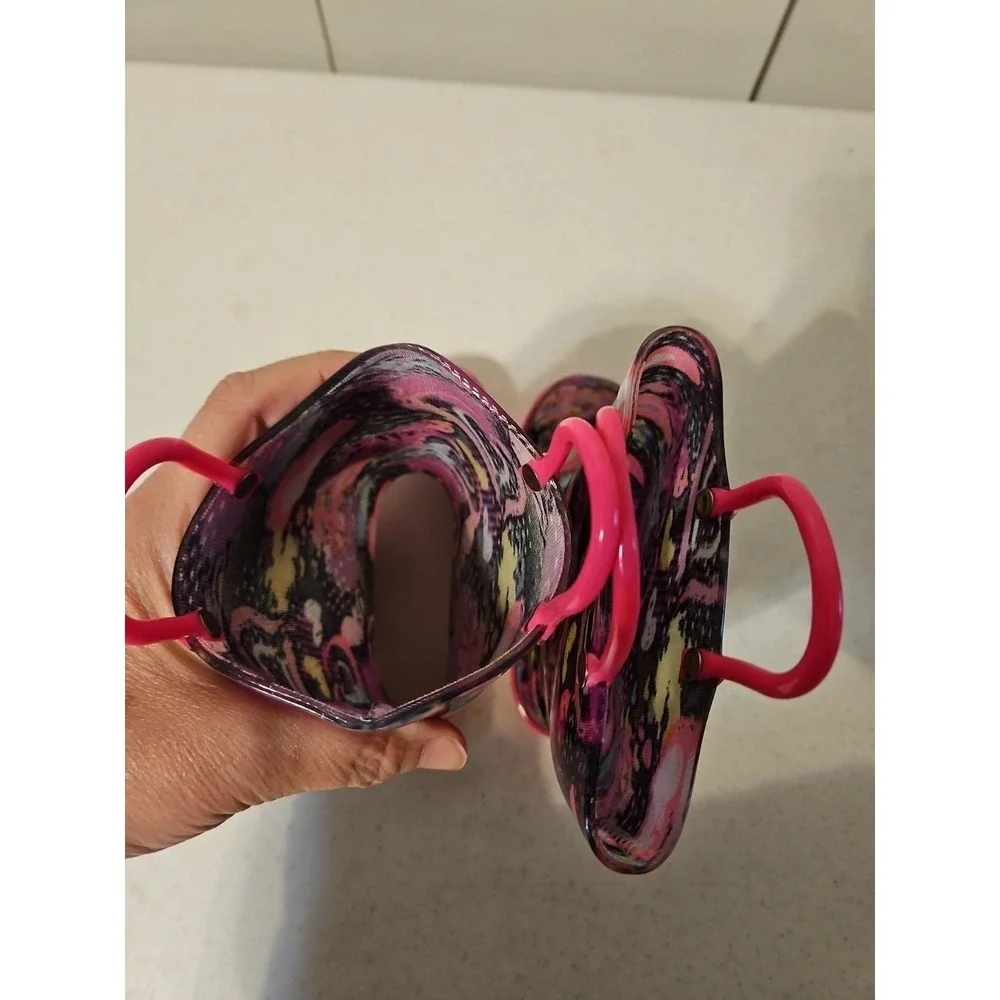 Little Girl's Pink Rain Boots Colorful‎ Heart Girls Size 9 New